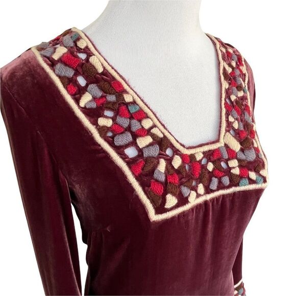 Allegra Hicks Retro Velvet Boho Silk Velvet Crochet Flower Child Mini Dress 2 - Picture 2 of 7